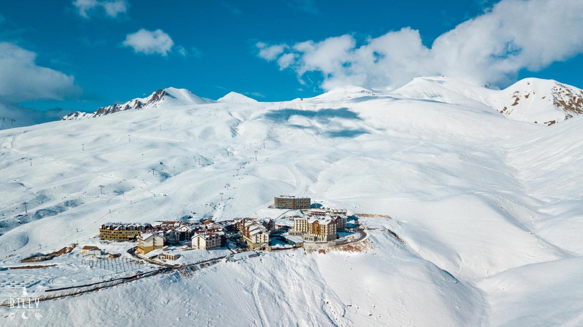 Winter Is Here Apartment In New Gudauri Luaran gambar
